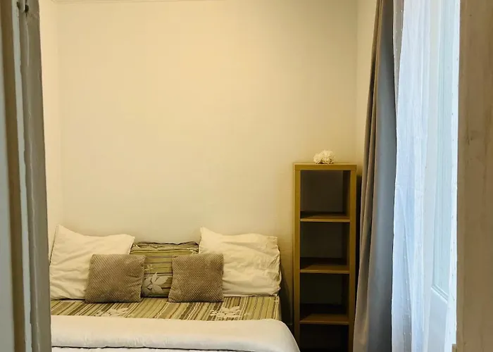 Privatunterkunft In Montmartre, Paris, Near Sacre-coeur Read Host Profile For